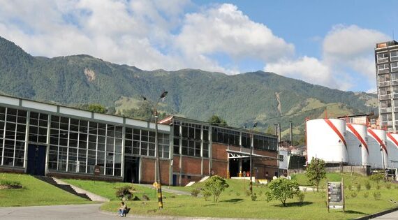 ganancias récord de la Industria Licorera de Caldas